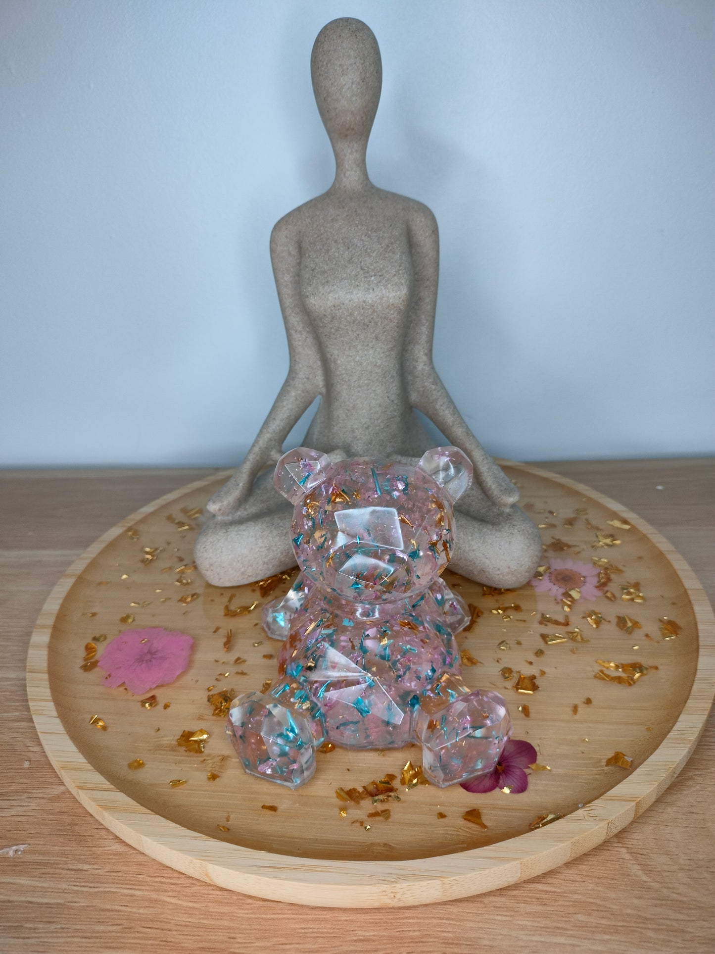 Figurine grand ourson cubique