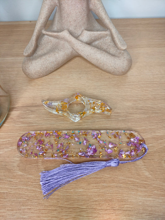 Marque page + bague de lecture